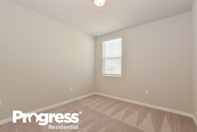 Building Photo - 1026 Oak Vly Dr