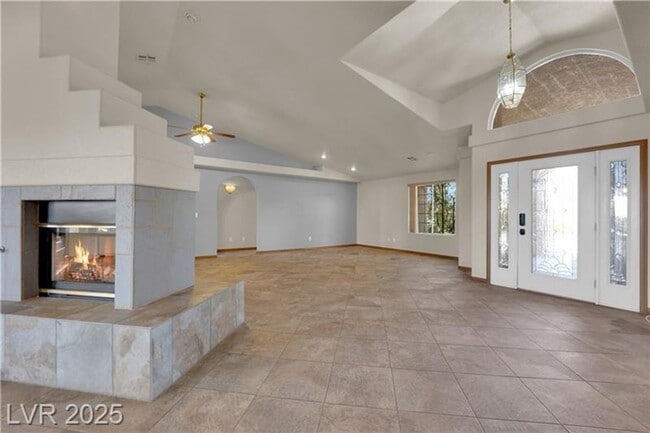 Building Photo - 1.2 Acres with Indoor & Outdoor RV Parking!!!!