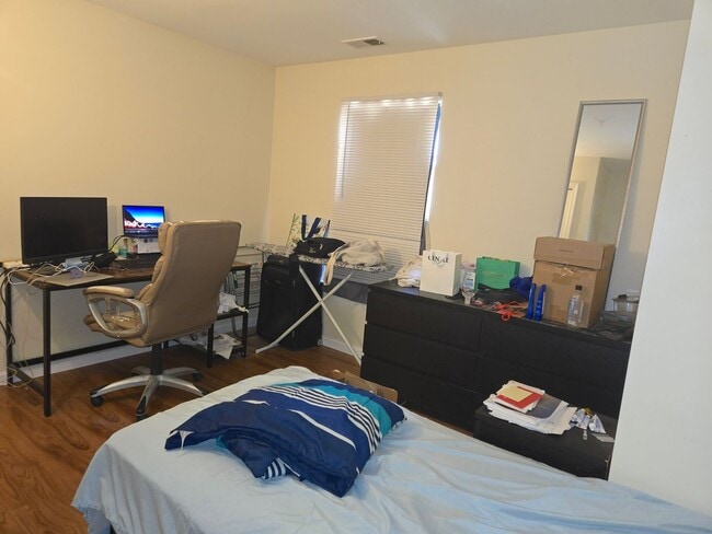 Building Photo - Gated community, 2nd fl condominium with 3...
