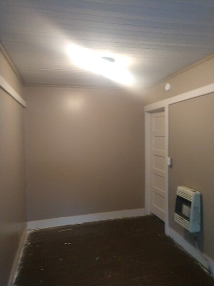 Bedroom 1, downstairs - 109 Tuggle St