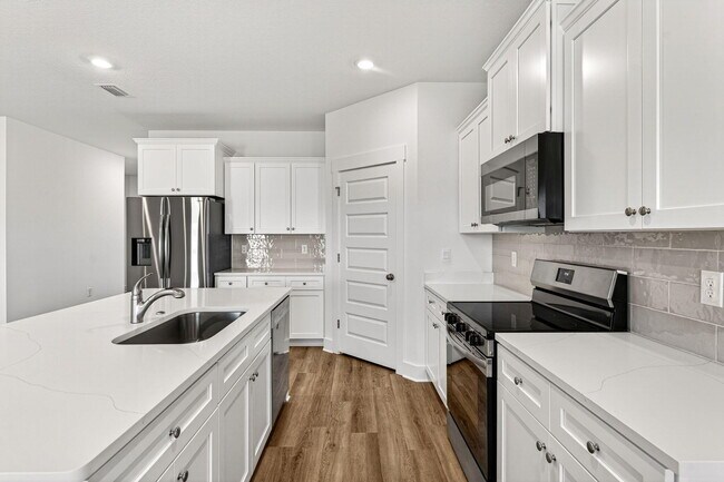 Building Photo - 36 Gray Owl Dr
