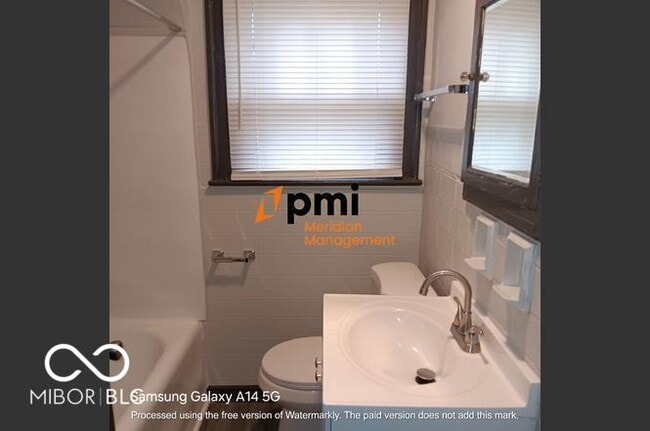 Building Photo - 1619 S Randolph St