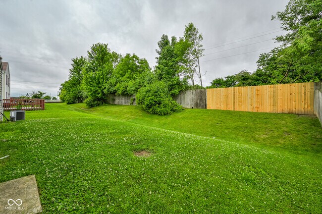 Building Photo - 1804 Feather Reed Ln