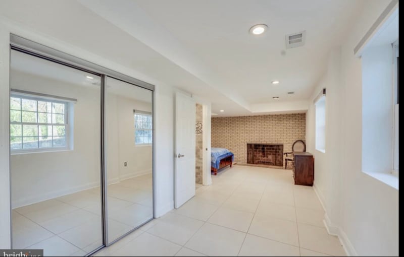 Building Photo - 7320 Bradley Blvd