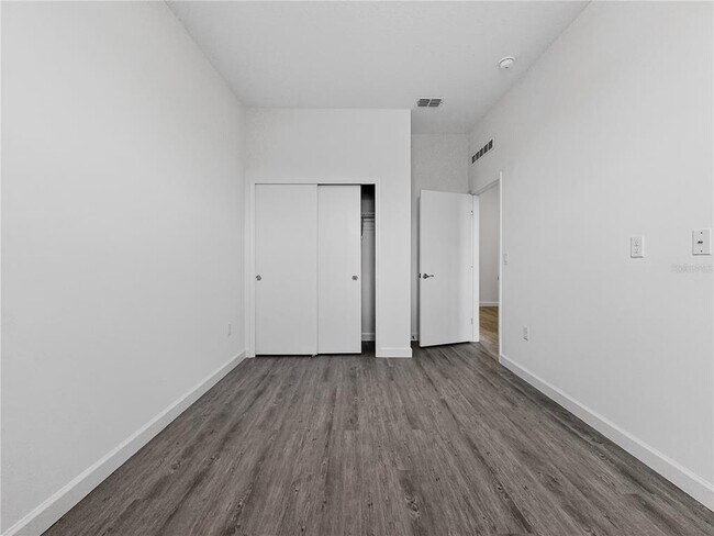 Building Photo - 612 Trikomo Dr