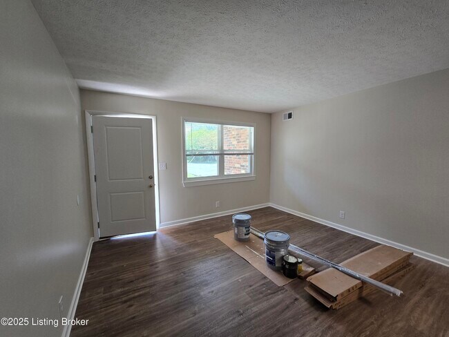 Building Photo - 9124 Kenlock Dr