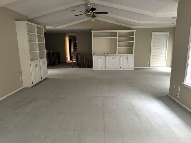 Building Photo - 4657 Butterfield Coach Rd