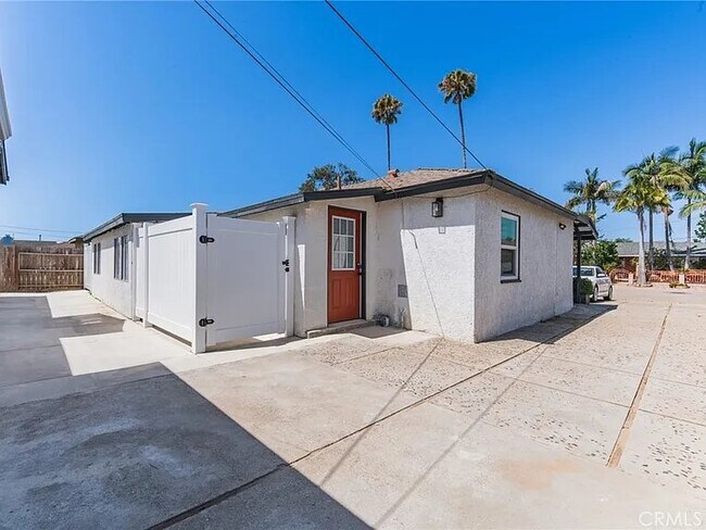 Building Photo - 12572 Barbara Ave