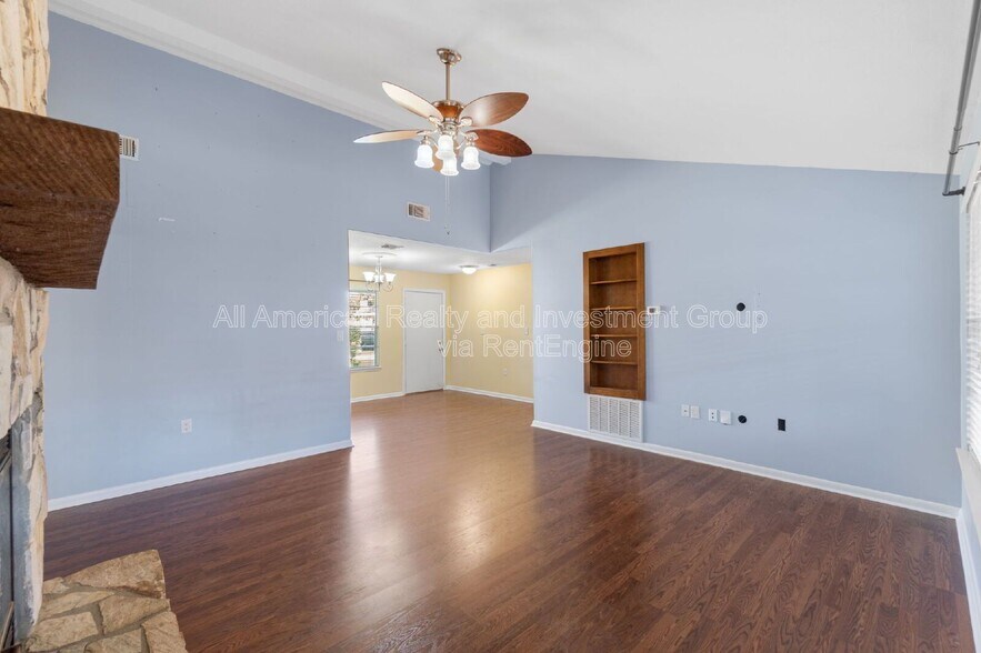 Building Photo - 602 Ironwood Dr