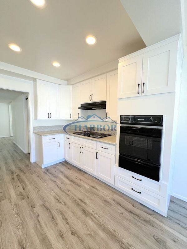 Building Photo - 718 S Leland St