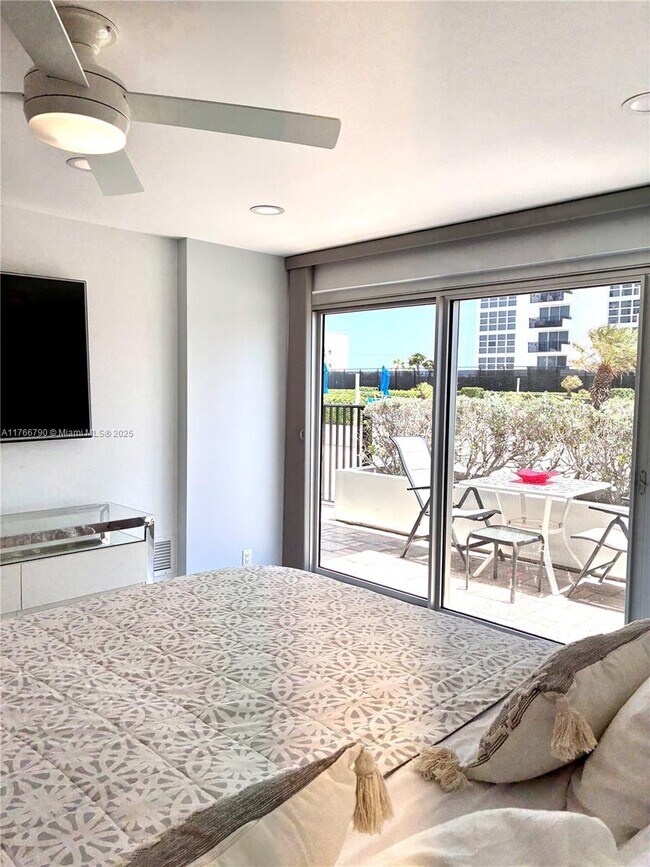 Building Photo - 531 N Ocean Blvd