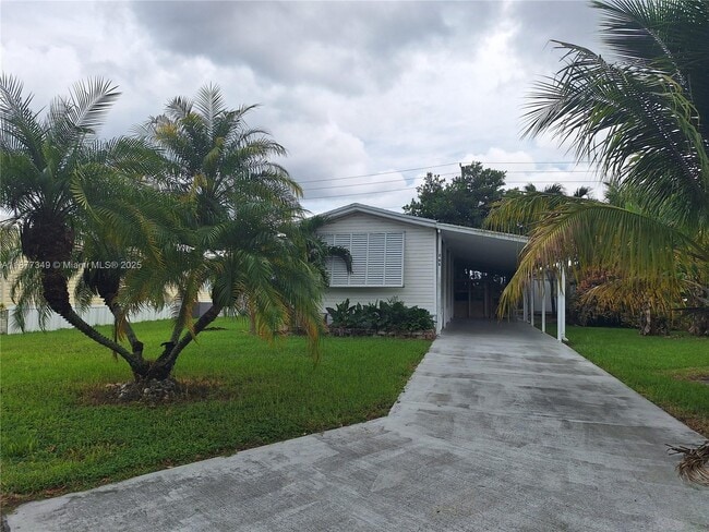 Building Photo - 35303 SW 180th Ave