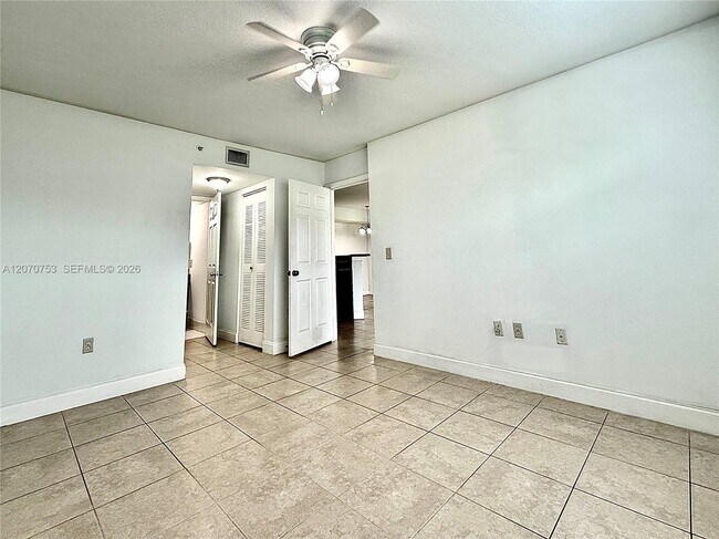 Building Photo - 4171 San Marino Blvd