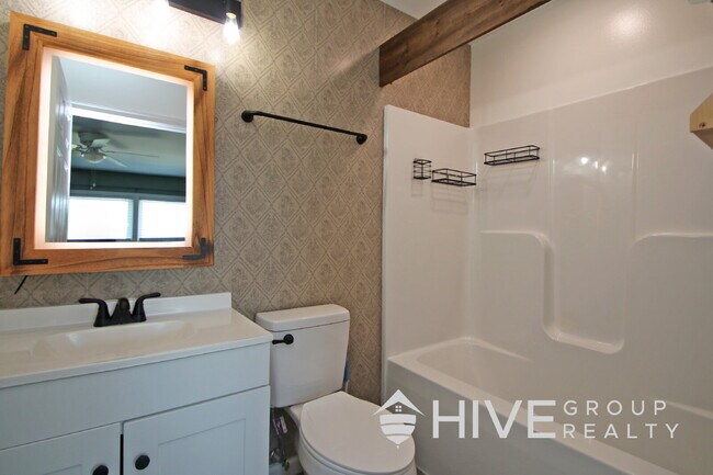 Building Photo - Modern Living in a Growing Grottoes Community