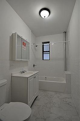 Building Photo - 4 bedroom in New York NY 10031