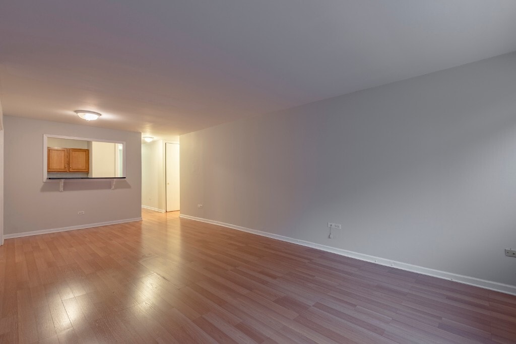 Building Photo - 1344 N Dearborn St