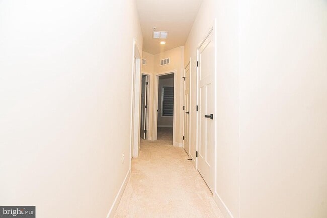 Building Photo - 9011 Amelung St