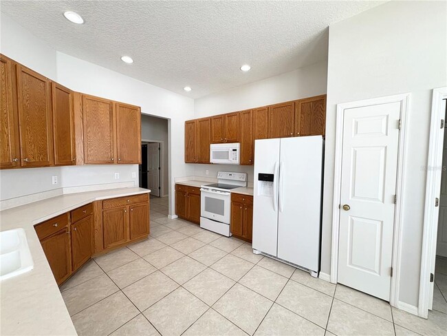 Building Photo - 11405 Summit Rock Ct