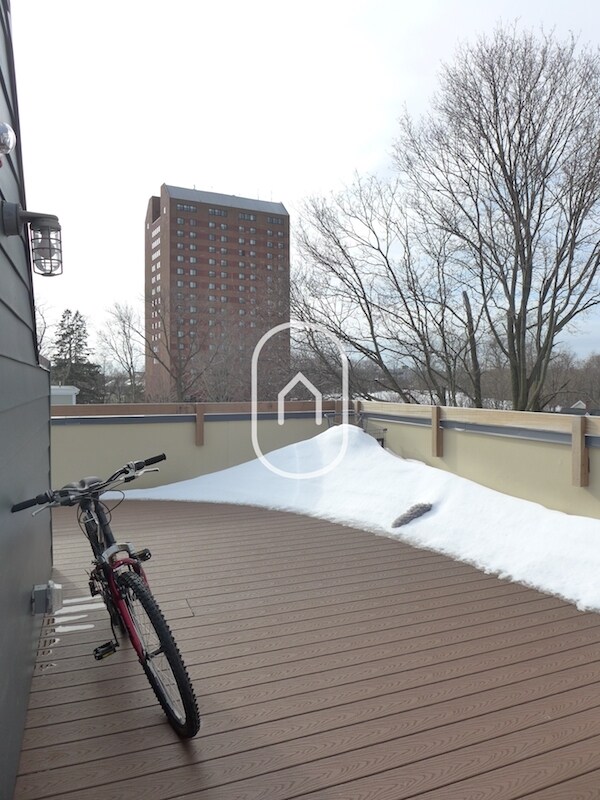 Building Photo - 2846 Washington St