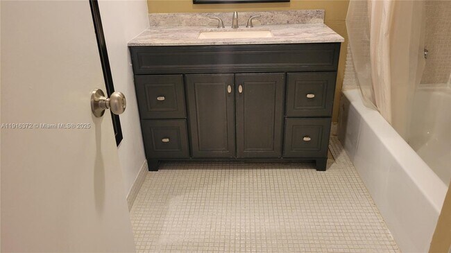 Building Photo - 3841 Environ Blvd