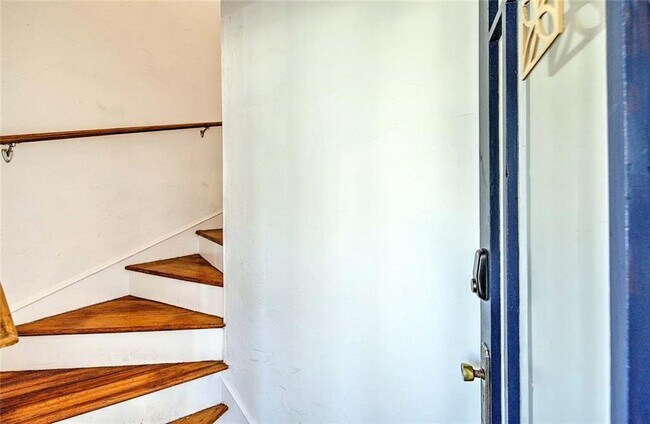 Building Photo - 43 Trenton St