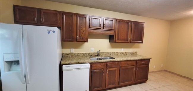 Building Photo - 103 Westland Ct SW