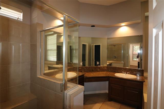 Building Photo - 2728 Breezy Point Ln