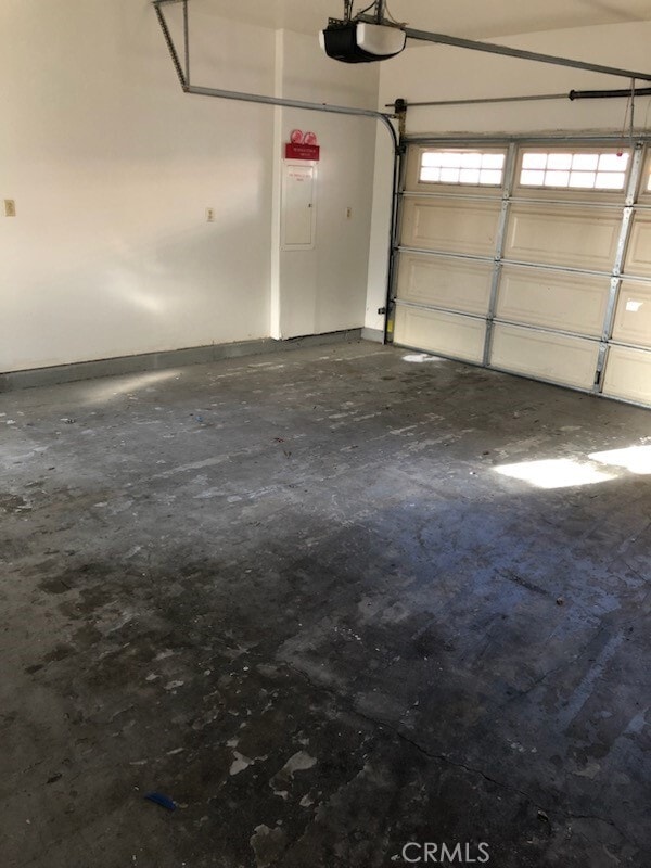 Building Photo - 319 Lampman Way