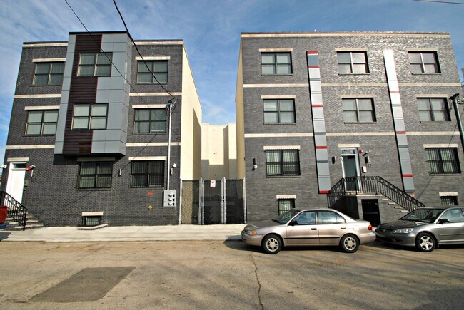 Building Photo - 1532-36 Ingersoll St