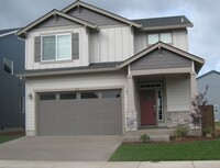Building Photo - Elegant 3-Bedroom Home in Prime Albany Loc...