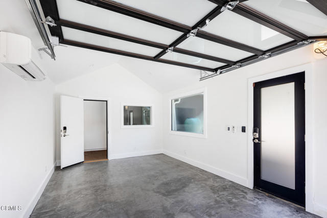 Building Photo - 1307 Lucile Ave