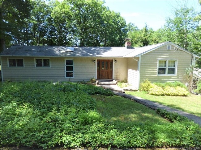 Building Photo - 5 Candlewood Lake Dr