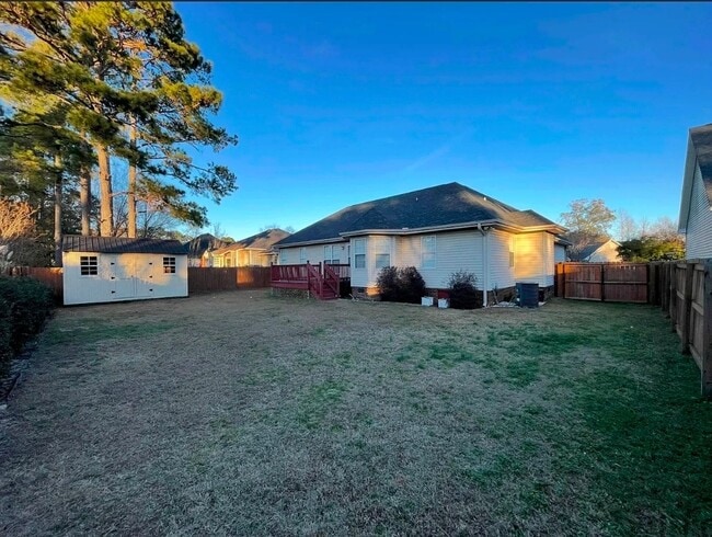 Building Photo - 3 Bedroom 2 Bath South Florence