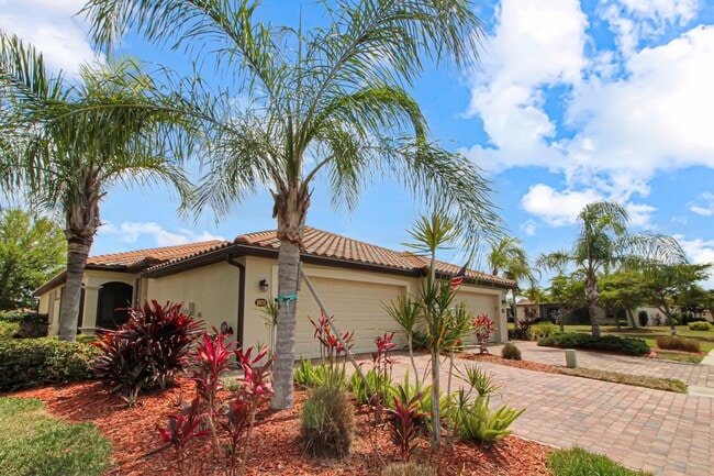 Building Photo - Gran Paradiso Annual Villa for Rent