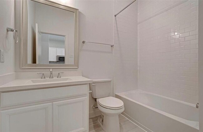 Building Photo - 6002 Dark Kite Trl