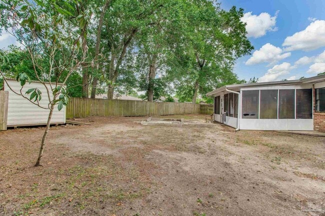 Building Photo - 3711 Tom Ln Dr