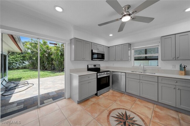 Building Photo - 4512 Coronado Pkwy