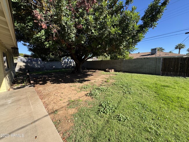 Building Photo - 2309 N 81st Way