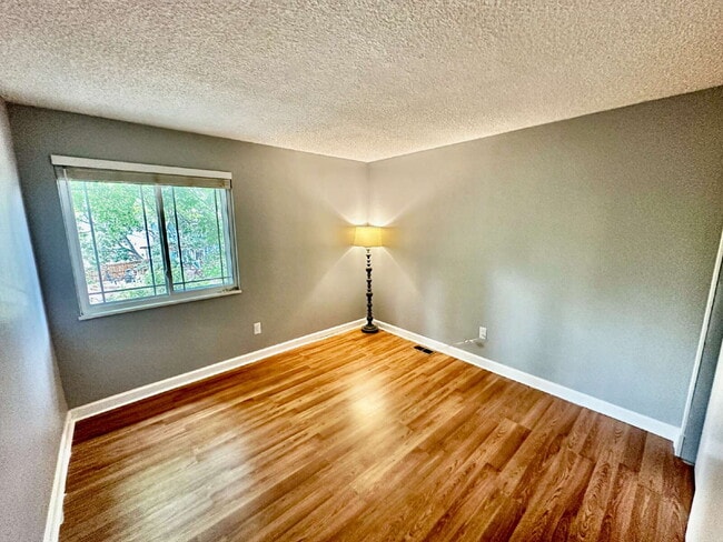 Building Photo - "Charming 3-Bed Home with Finished Basemen...