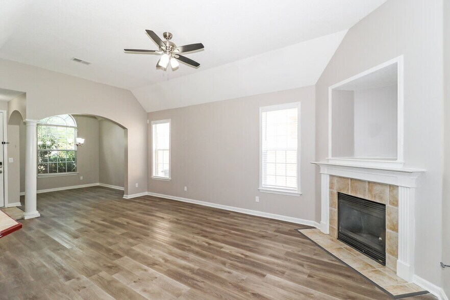 Building Photo - 4930 Indian Walk Ln