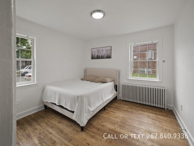 Building Photo - 30 Danbury St SE