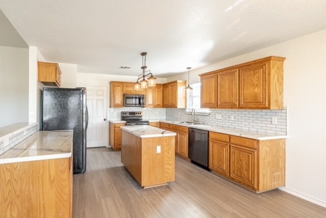 Building Photo - 706 Indian Blanket