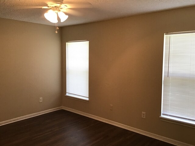 Building Photo - 4441 Waterside Pointe Cir