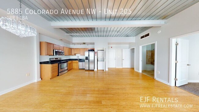 Building Photo - 5885 Colorado Ave NW