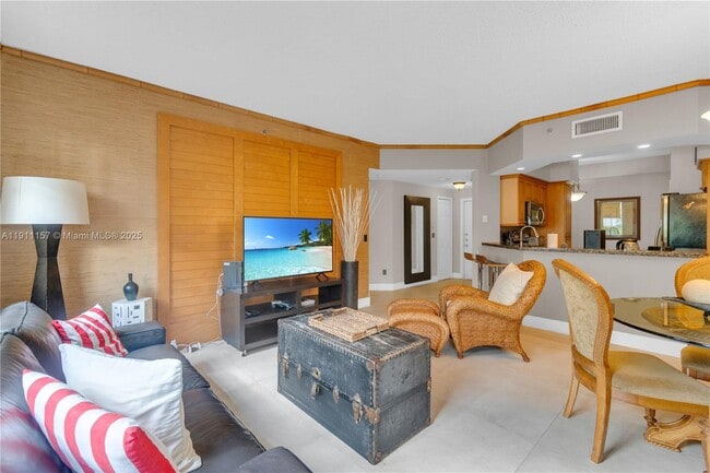 Building Photo - 3235 NE 184th St