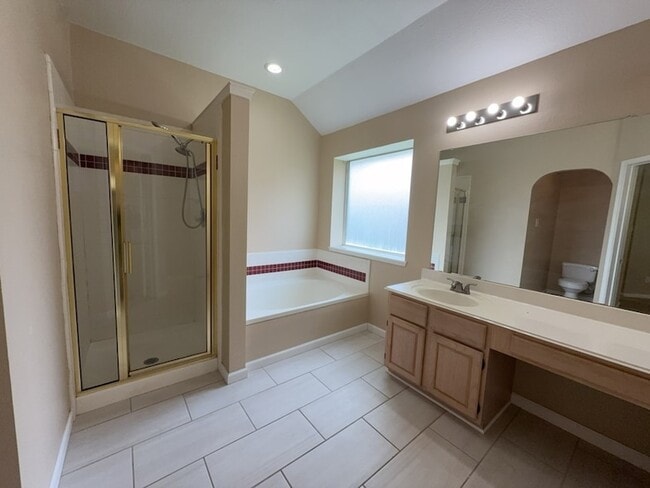 Building Photo - 317 Oak Meadow Ln