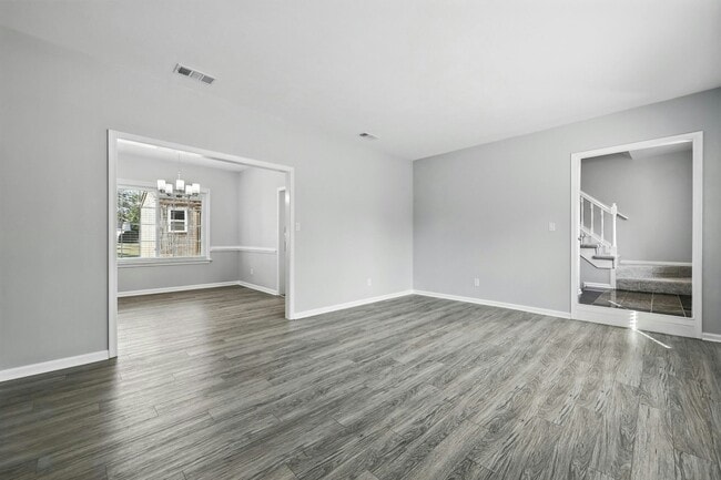 Building Photo - 412 Desertmartin Way