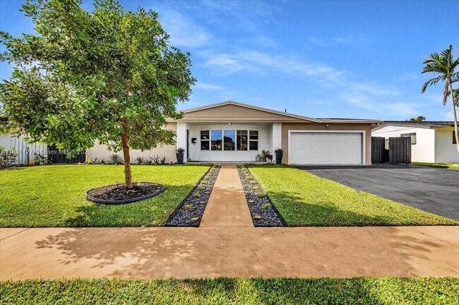 Primary Photo - 5250 SW 4th Ct