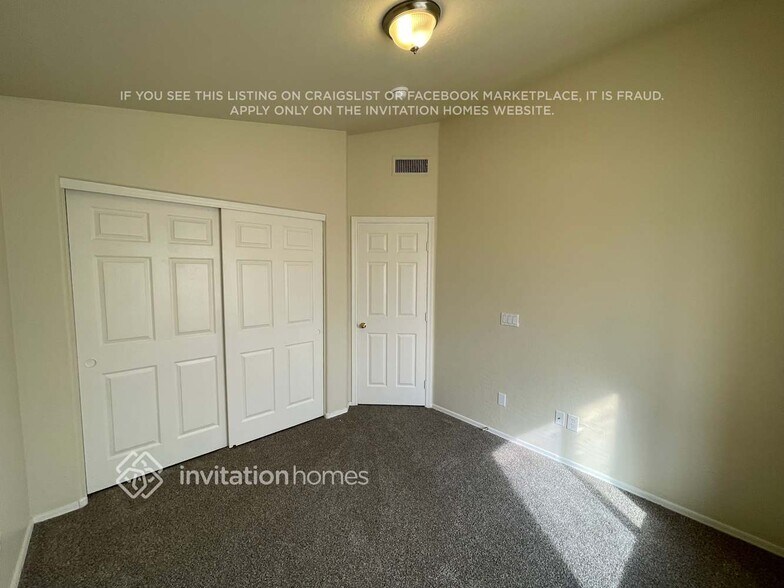 Building Photo - 14530 N 87th Ave