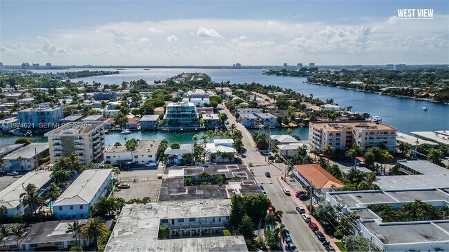 Building Photo - 8430 Harding Ave